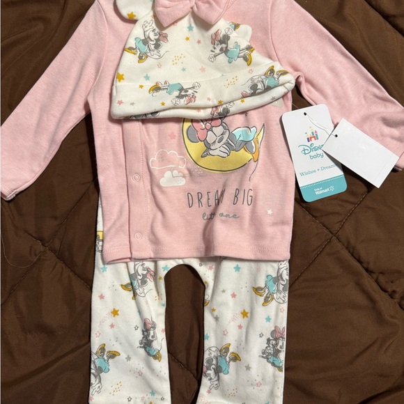 Baby Pajama Set - 3 to 6 Months - Picture 13 of 13